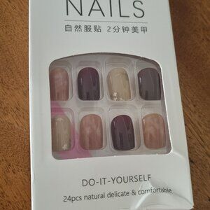Press-on nails